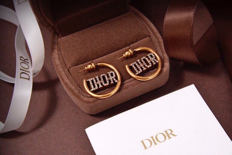 chr1st1an D10r earrings